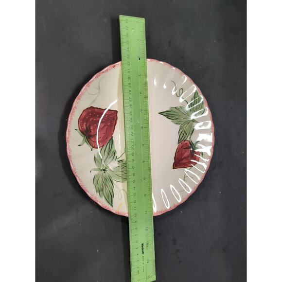 Southern Potteries‎ Blue Ridge Scalloped Plate, Hand Painted Strawberry Plate - Picture 7 of 7